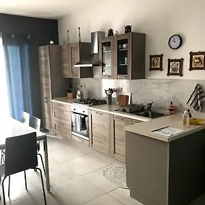  Apartament - 5 Mins From Airport Malta